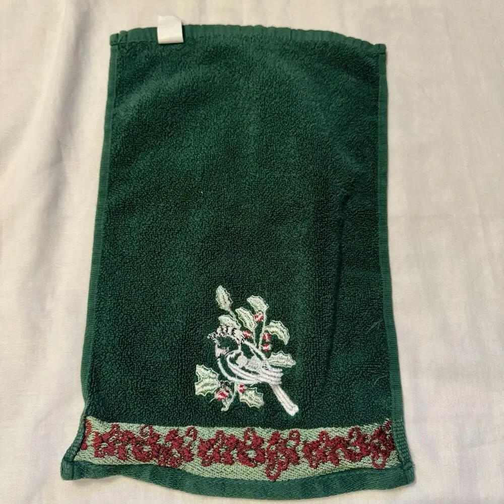 Vintage Christmas Embroidered Guest Small Hand Towel Sparrow Bird Holly Berries